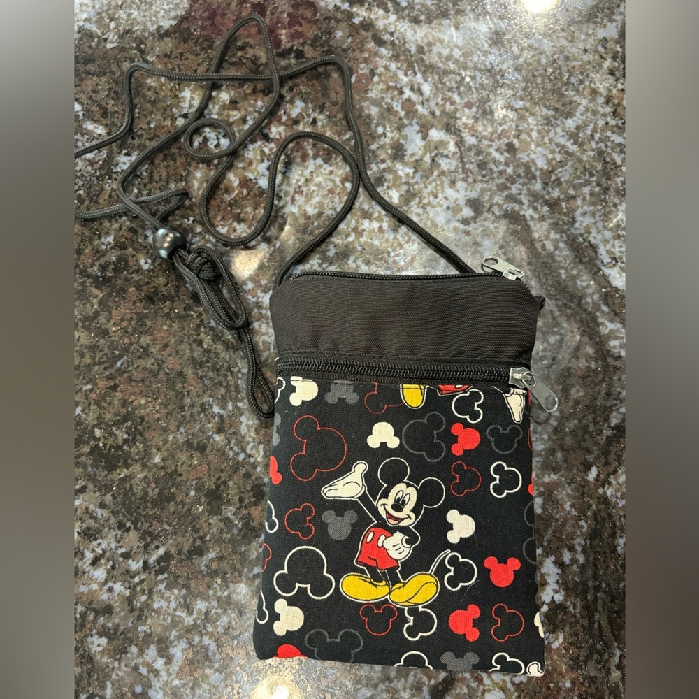 Strappy Phone Bag